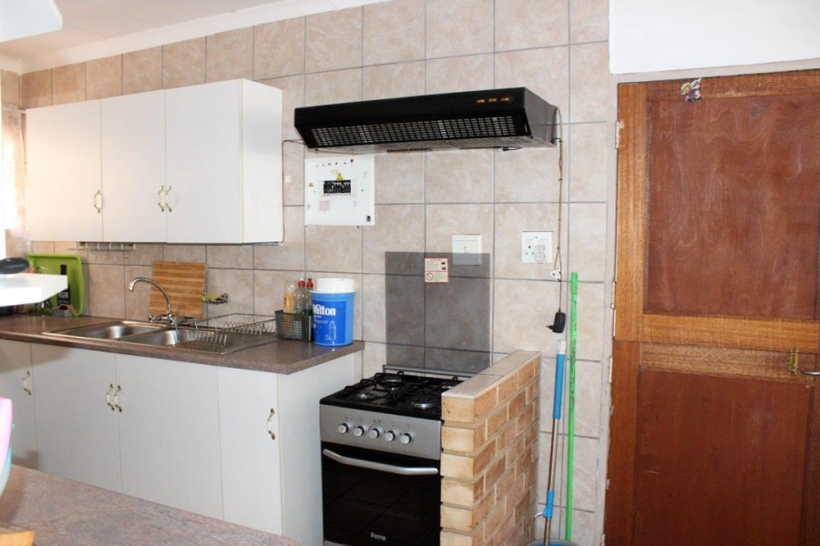 7 Bedroom Property for Sale in Dalview Gauteng