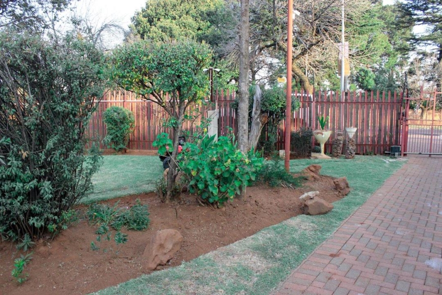 7 Bedroom Property for Sale in Dalview Gauteng