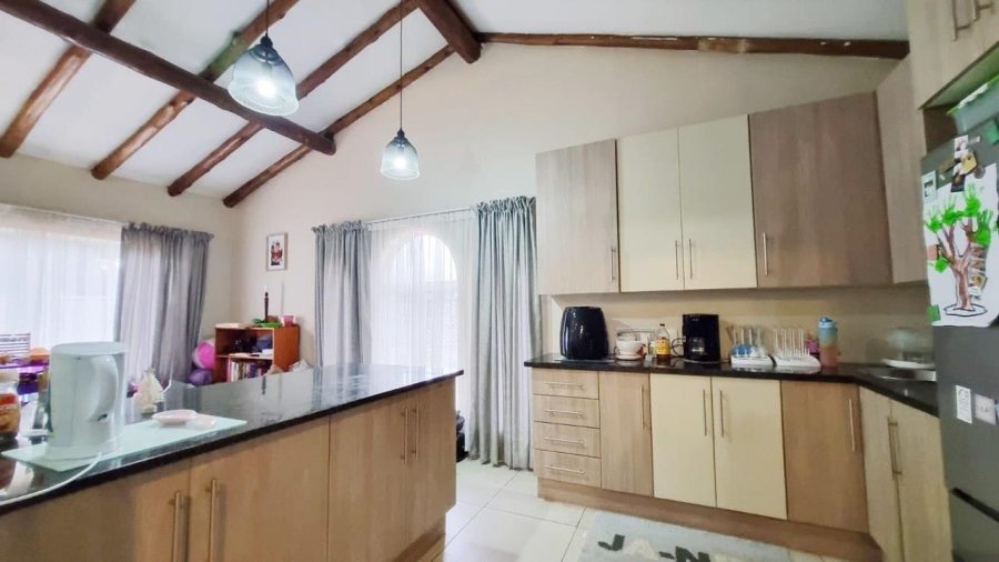 3 Bedroom Property for Sale in Farrarmere Gauteng