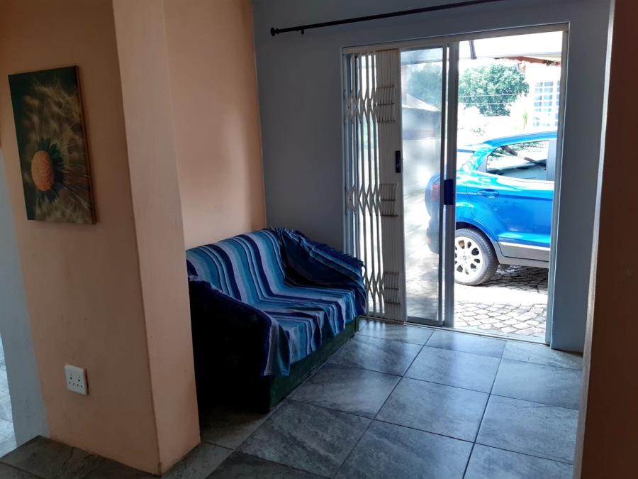 To Let 1 Bedroom Property for Rent in Kensington Gauteng