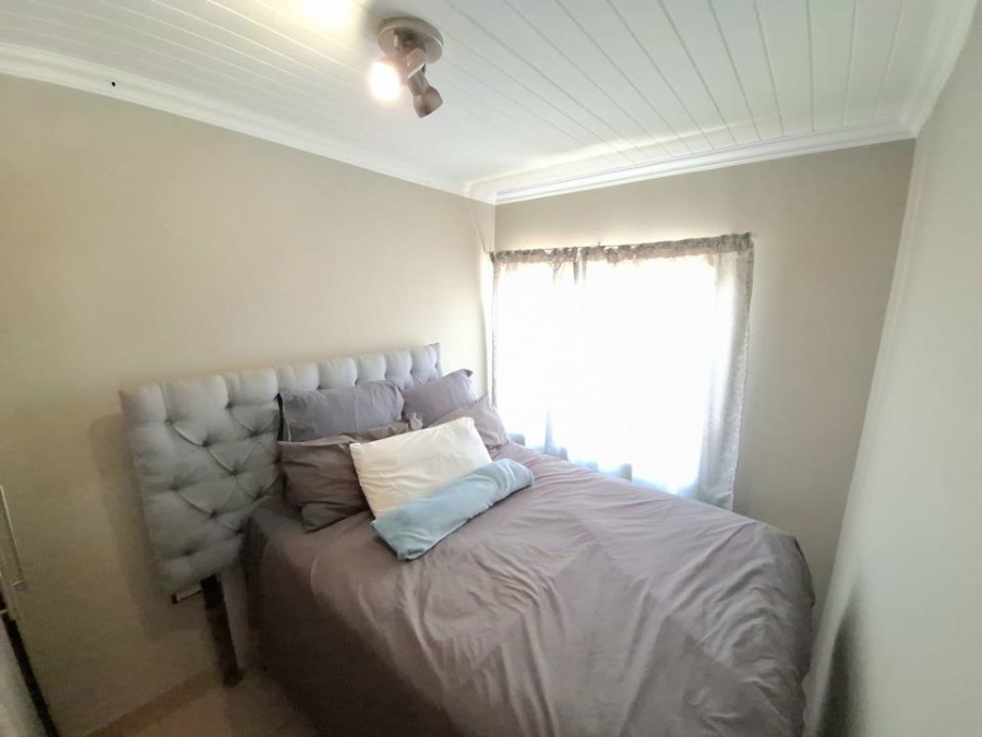 2 Bedroom Property for Sale in Booysens Gauteng