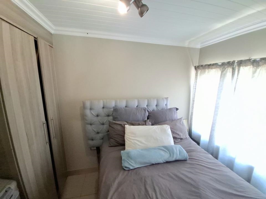 2 Bedroom Property for Sale in Booysens Gauteng