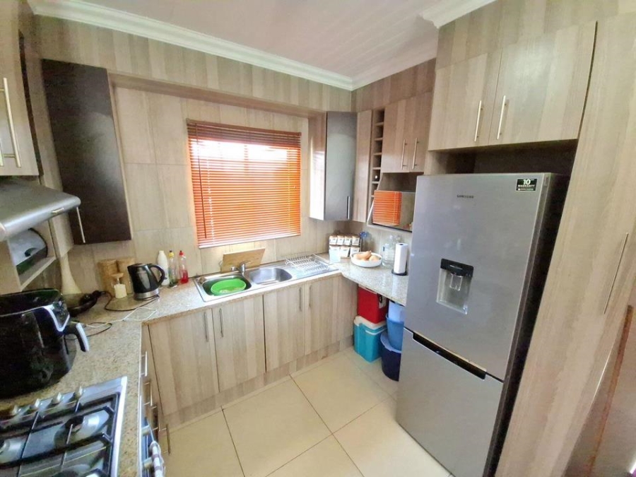 2 Bedroom Property for Sale in Booysens Gauteng