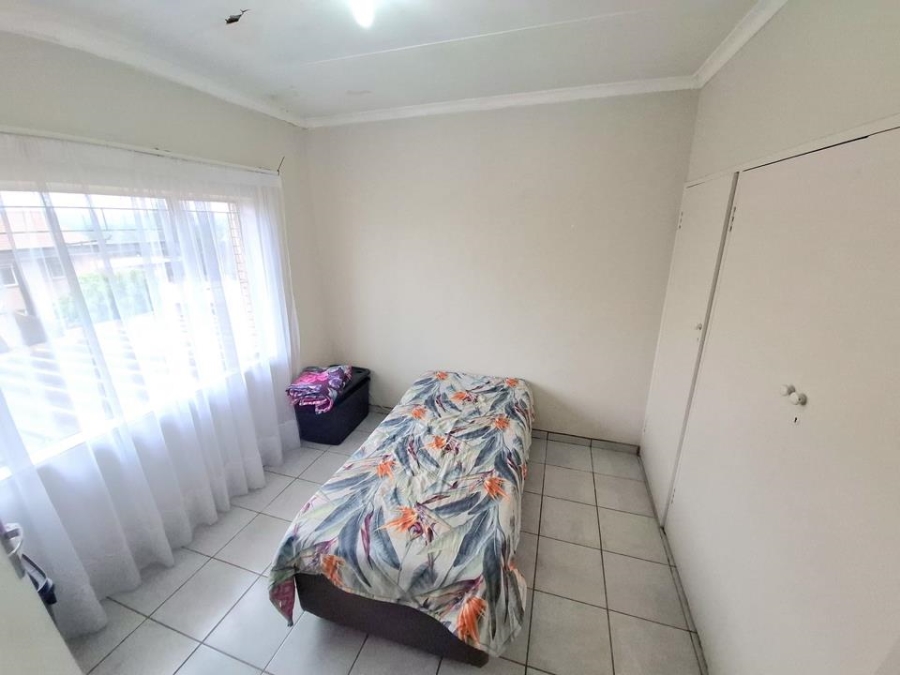 3 Bedroom Property for Sale in Mountain View Gauteng