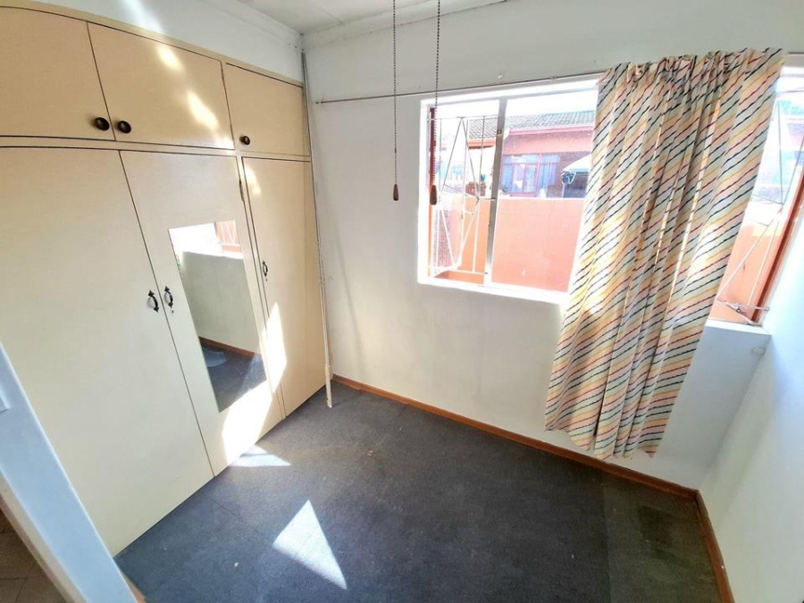 2 Bedroom Property for Sale in Hermanstad Gauteng