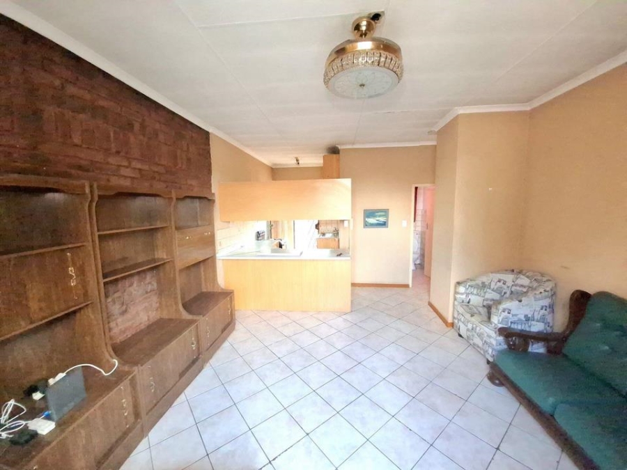 2 Bedroom Property for Sale in Hermanstad Gauteng