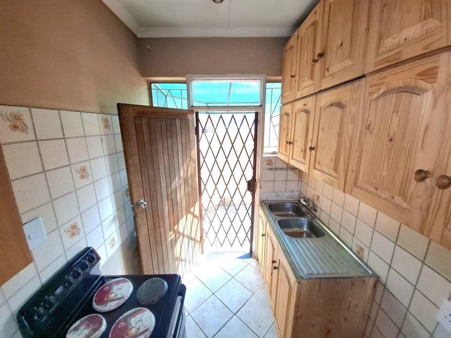 2 Bedroom Property for Sale in Hermanstad Gauteng