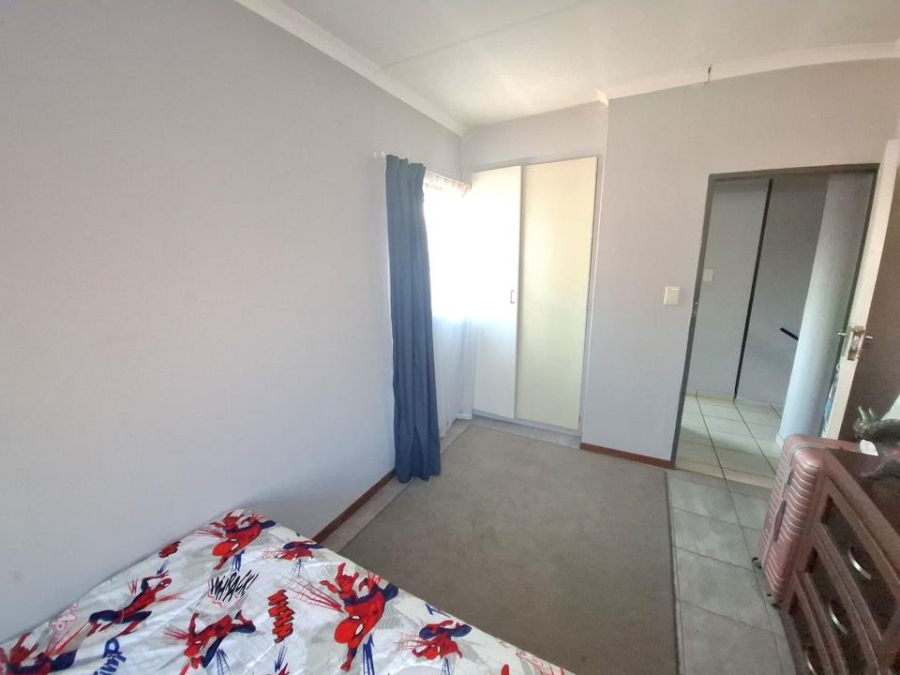 2 Bedroom Property for Sale in Claremont Gauteng