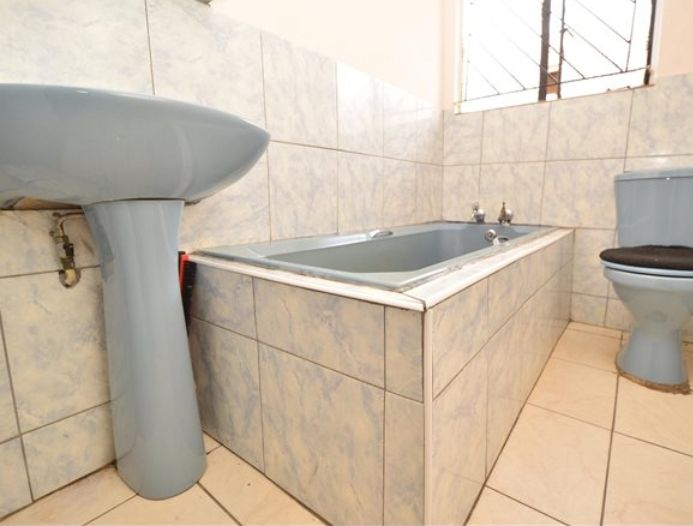 To Let 2 Bedroom Property for Rent in Protea Glen Gauteng