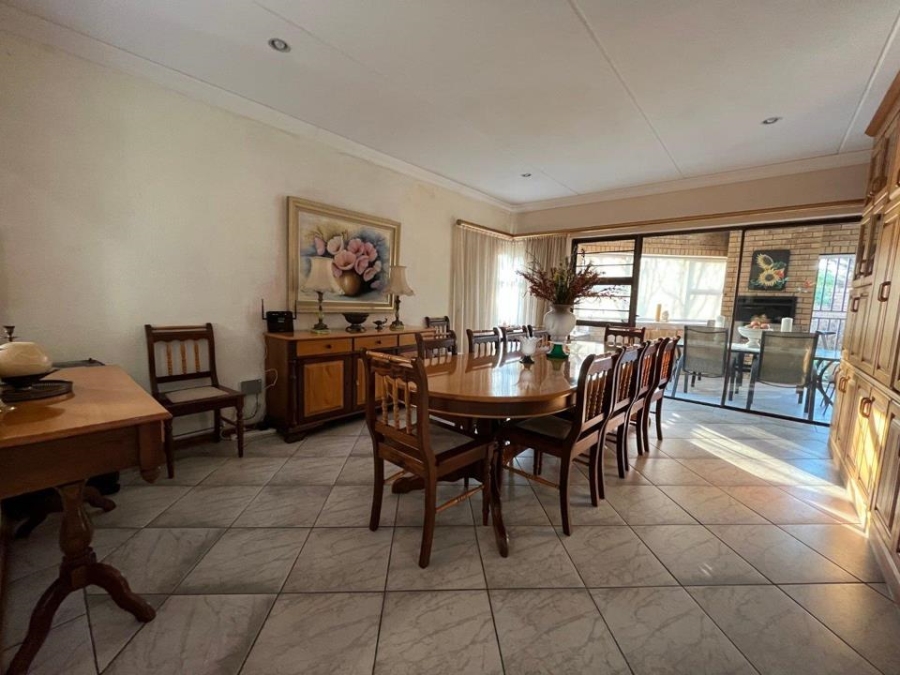 10 Bedroom Property for Sale in Rispark Gauteng