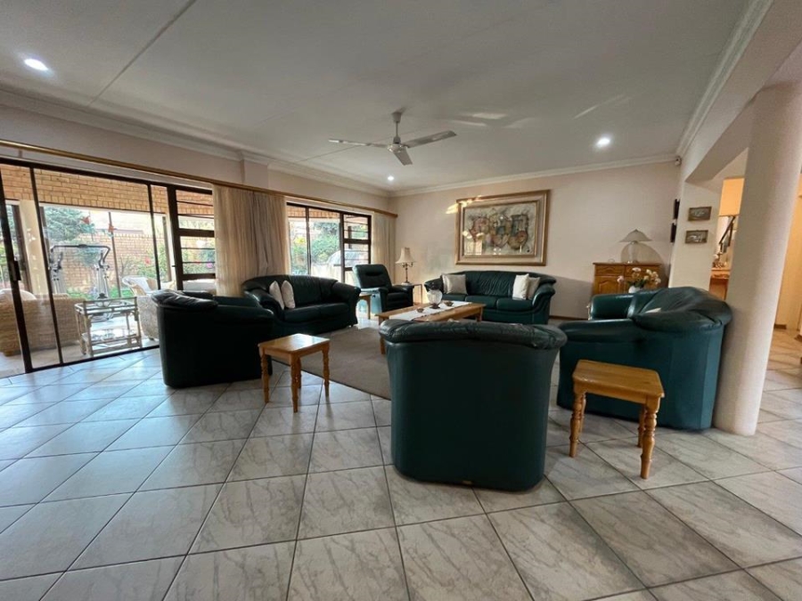 10 Bedroom Property for Sale in Rispark Gauteng