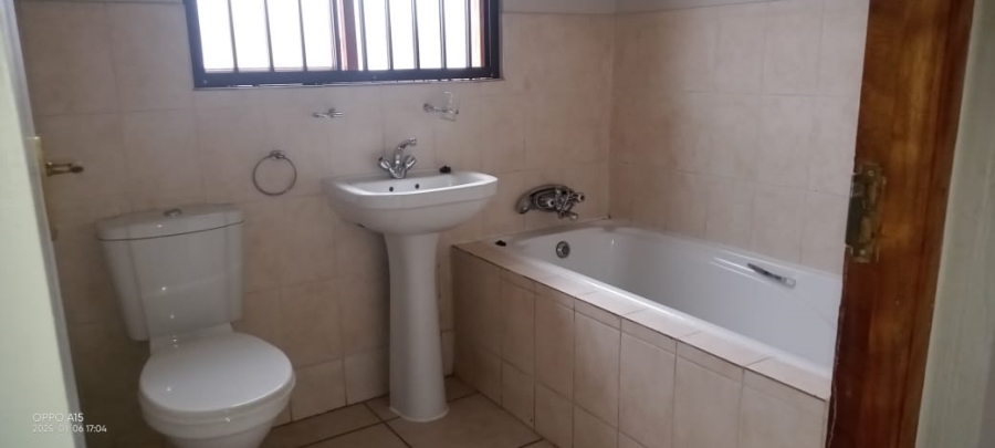 To Let 3 Bedroom Property for Rent in Quellerie Park Gauteng