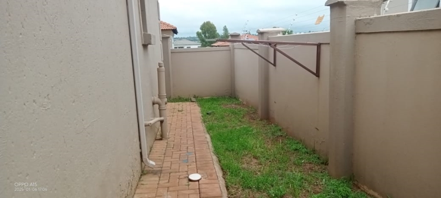 To Let 3 Bedroom Property for Rent in Quellerie Park Gauteng