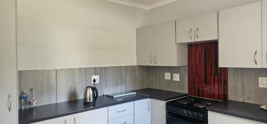 To Let 3 Bedroom Property for Rent in Blue Hills Gauteng