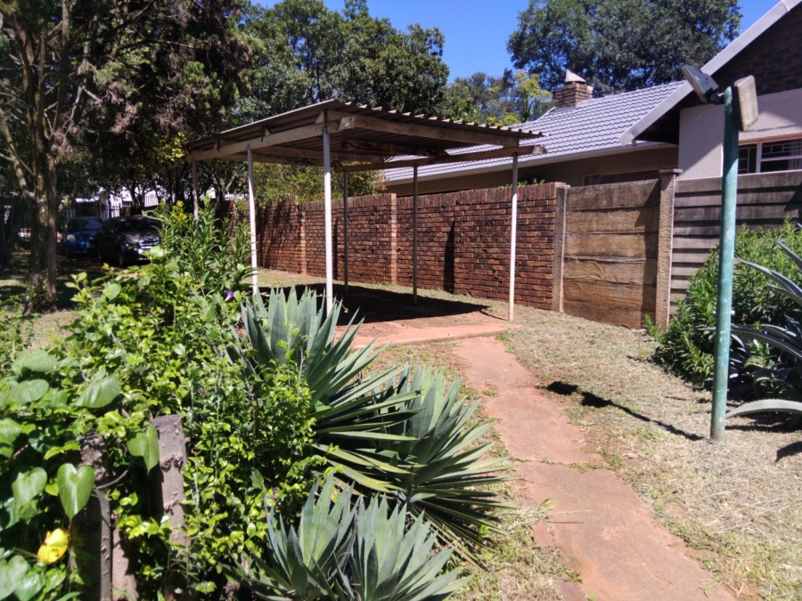 1 Bedroom Property for Sale in Lyttelton Manor Gauteng