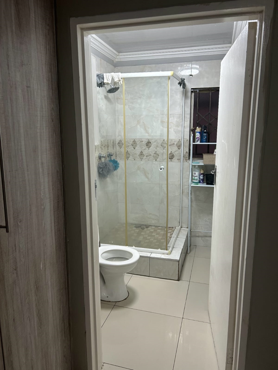 To Let 3 Bedroom Property for Rent in Protea Glen Gauteng