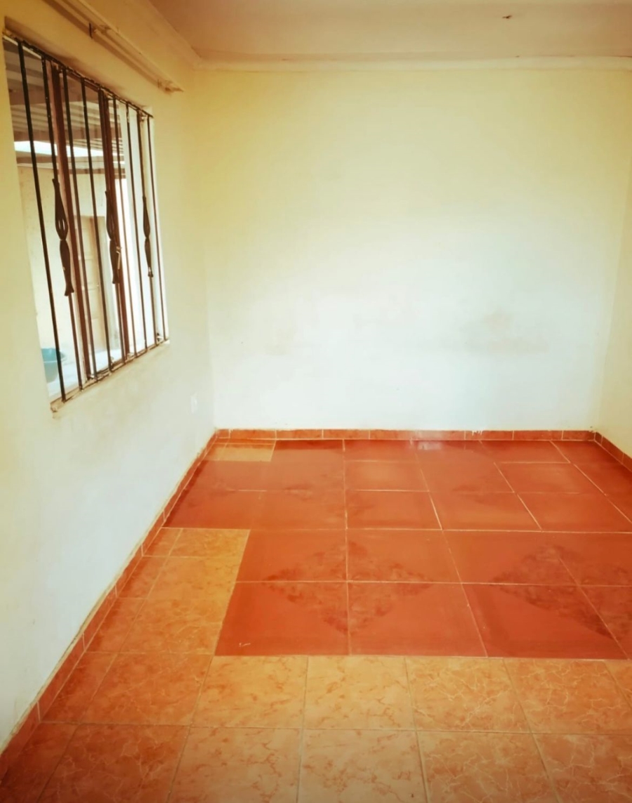 To Let 1 Bedroom Property for Rent in Protea Glen Gauteng