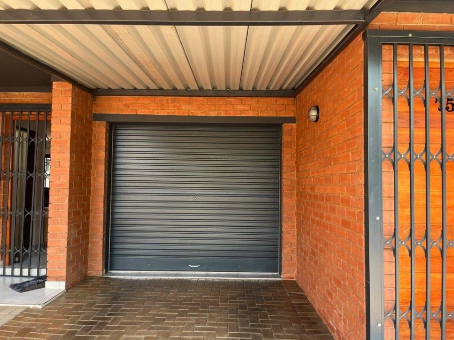 3 Bedroom Property for Sale in Theresa Park Gauteng