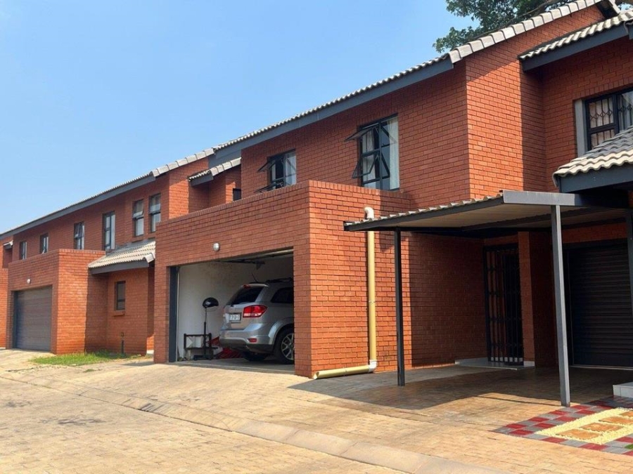 3 Bedroom Property for Sale in Theresa Park Gauteng