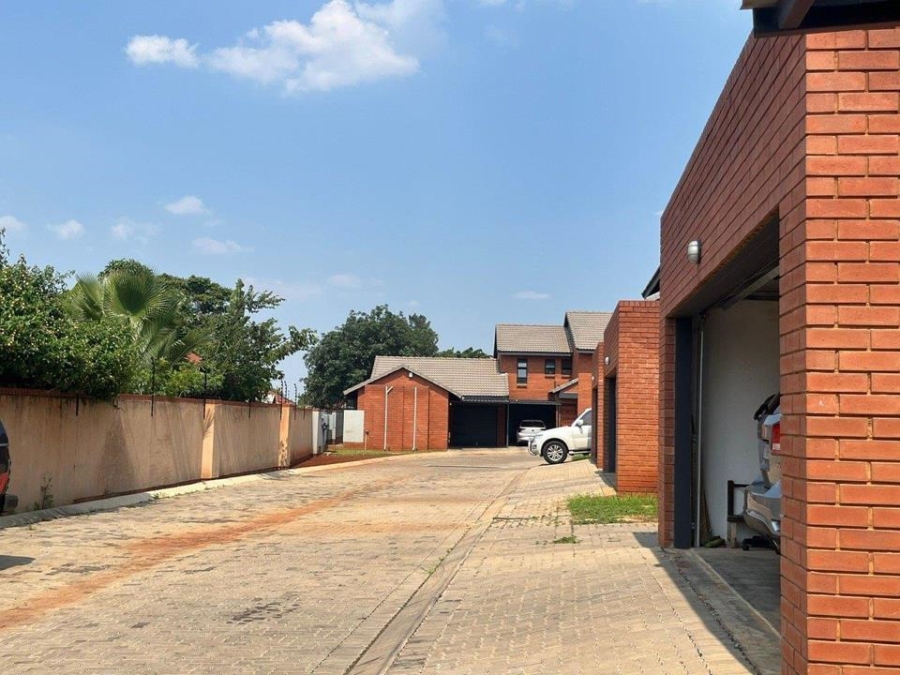 3 Bedroom Property for Sale in Theresa Park Gauteng