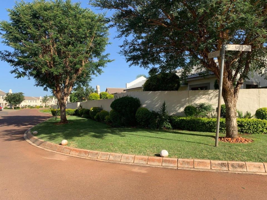 2 Bedroom Property for Sale in Hesteapark Gauteng