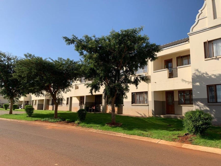 2 Bedroom Property for Sale in Hesteapark Gauteng