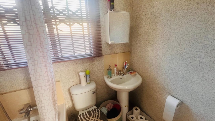 2 Bedroom Property for Sale in Soshanguve Gauteng