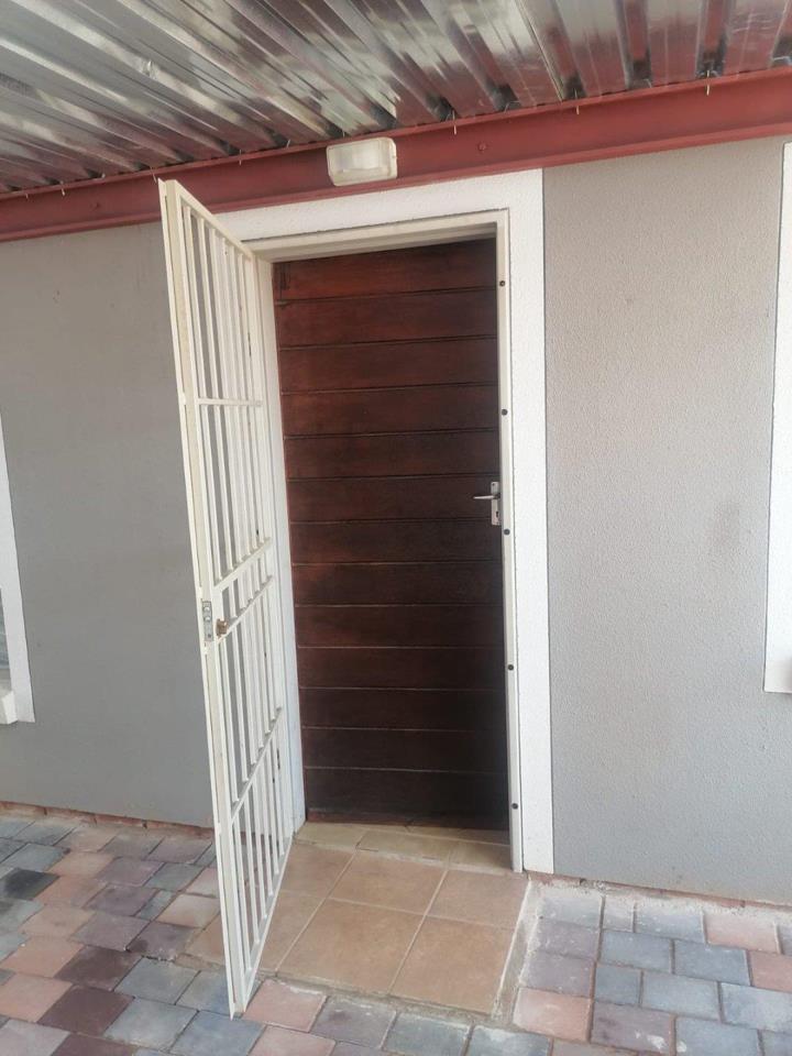 3 Bedroom Property for Sale in Lotus Gardens Gauteng