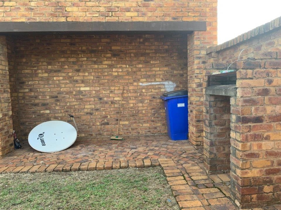 3 Bedroom Property for Sale in Clarina Gauteng