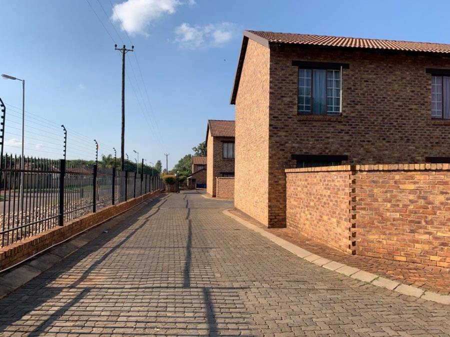 3 Bedroom Property for Sale in Clarina Gauteng