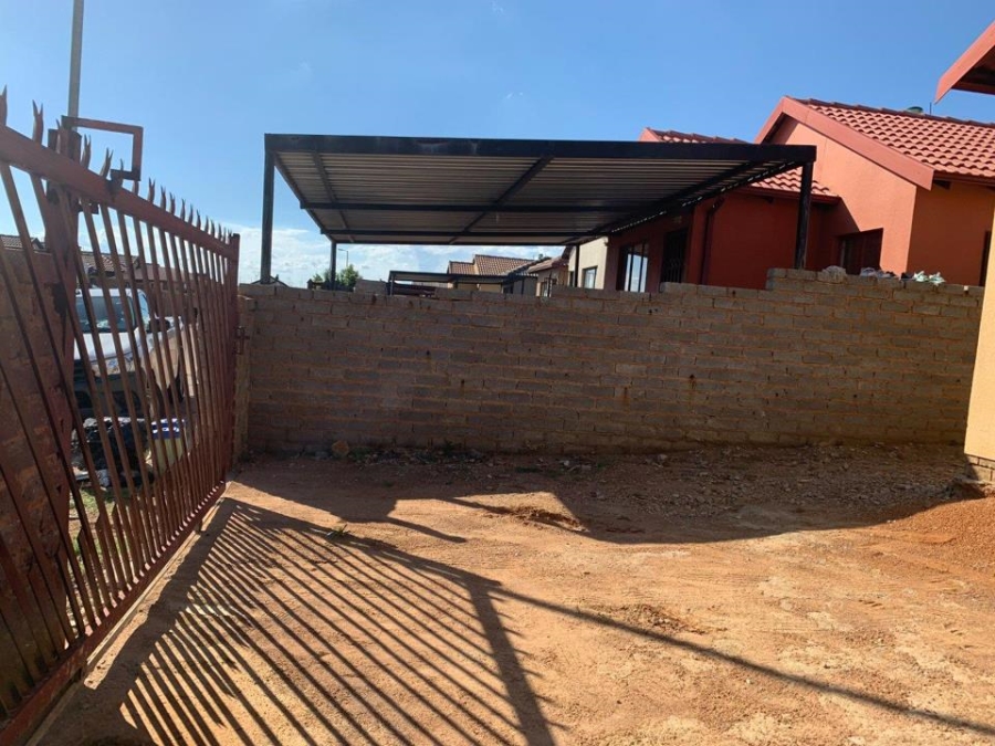 2 Bedroom Property for Sale in Soshanguve East Gauteng