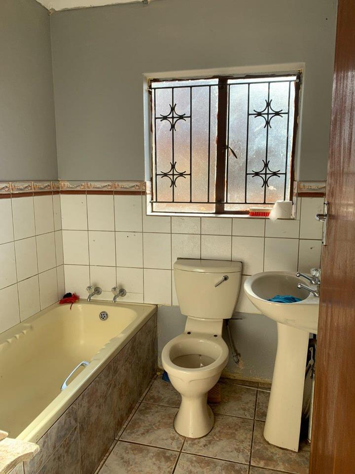 3 Bedroom Property for Sale in Mabopane Unit X Gauteng