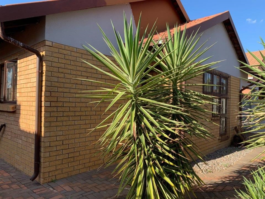 3 Bedroom Property for Sale in Mabopane Unit X Gauteng