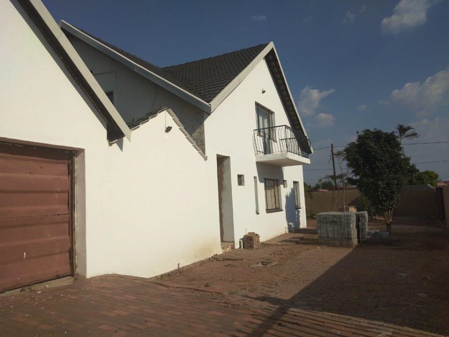 0 Bedroom Property for Sale in Mabopane Unit A Gauteng