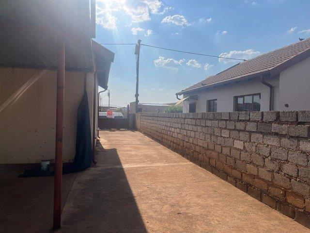 2 Bedroom Property for Sale in Soshanguve Gauteng