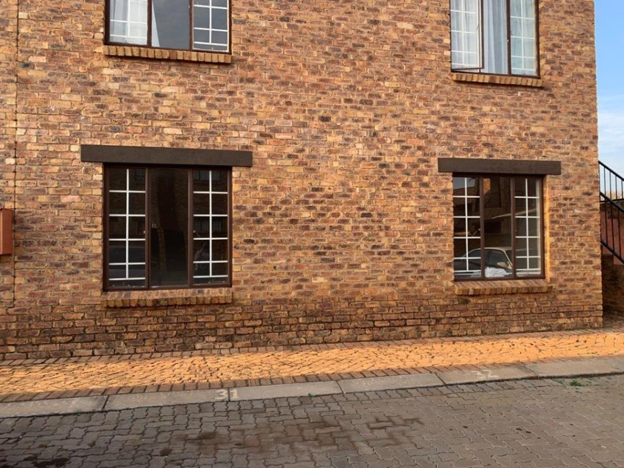 2 Bedroom Property for Sale in Clarina Gauteng