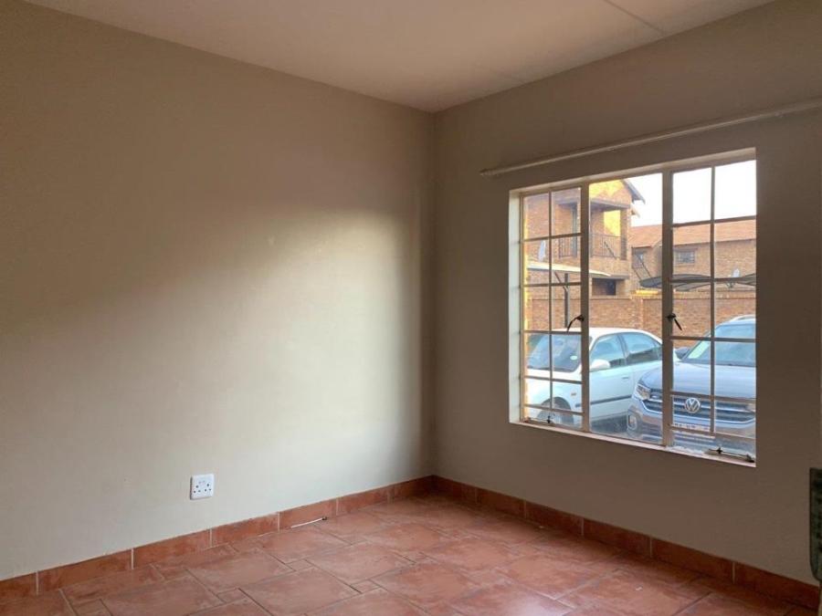 2 Bedroom Property for Sale in Clarina Gauteng