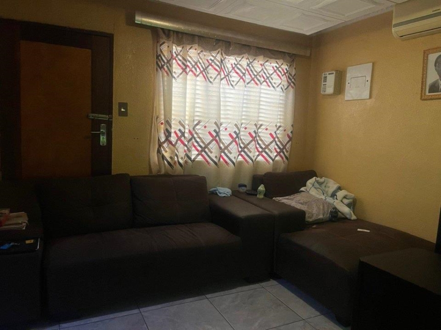 2 Bedroom Property for Sale in Soshanguve WW Gauteng