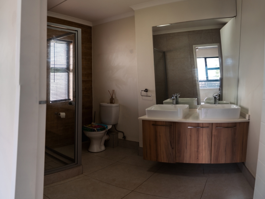 3 Bedroom Property for Sale in Modderfontein Gauteng