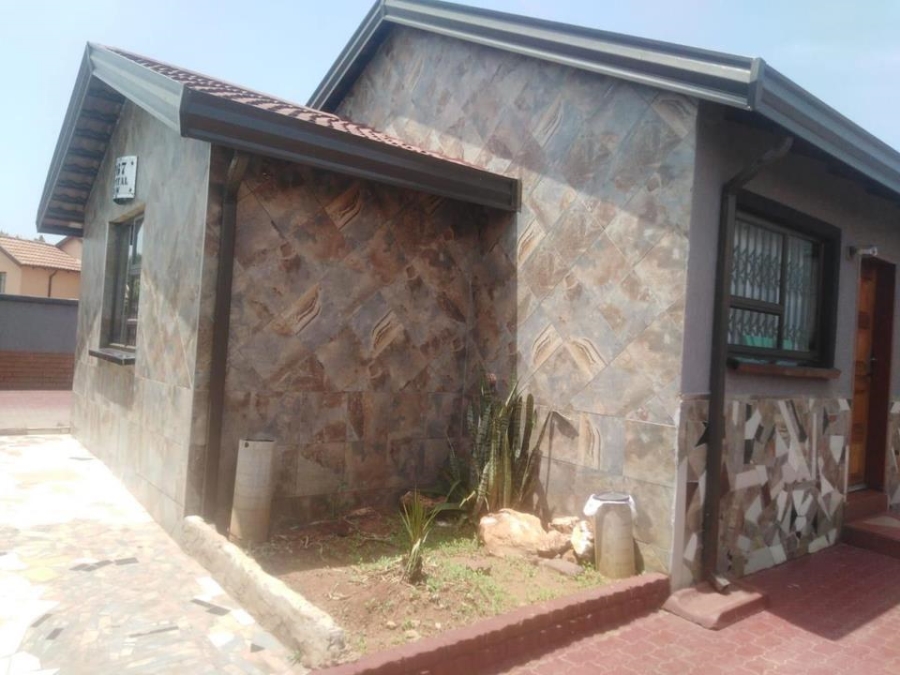 3 Bedroom Property for Sale in Hospital View Gauteng