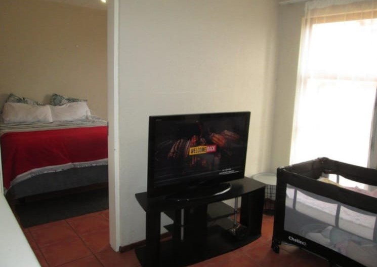 1 Bedroom Property for Sale in Sundowner Gauteng