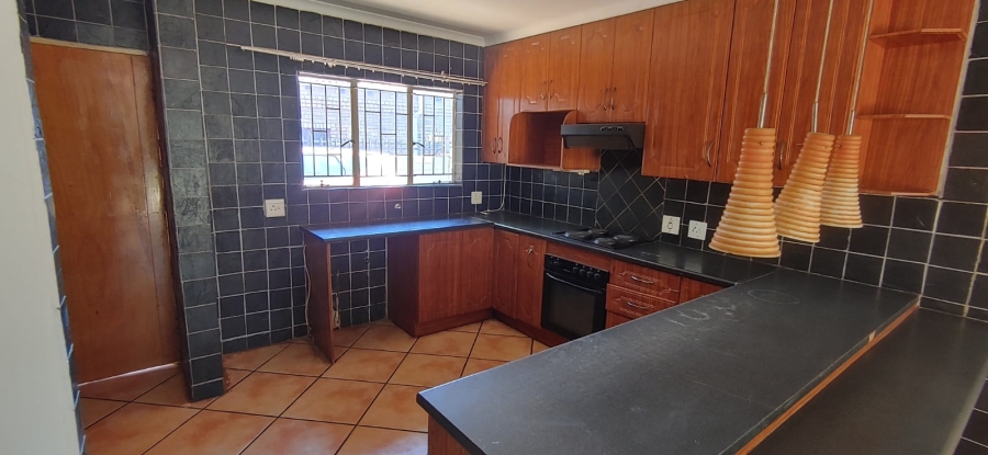 4 Bedroom Property for Sale in Hesteapark Gauteng