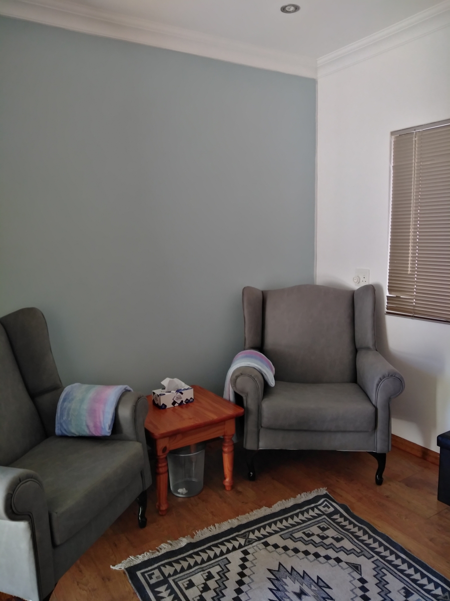 Room for rent in Brackenhurst Gauteng. Listed by PropertyCentral