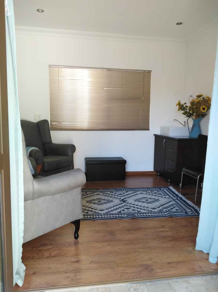 Room for rent in Brackenhurst Gauteng. Listed by PropertyCentral