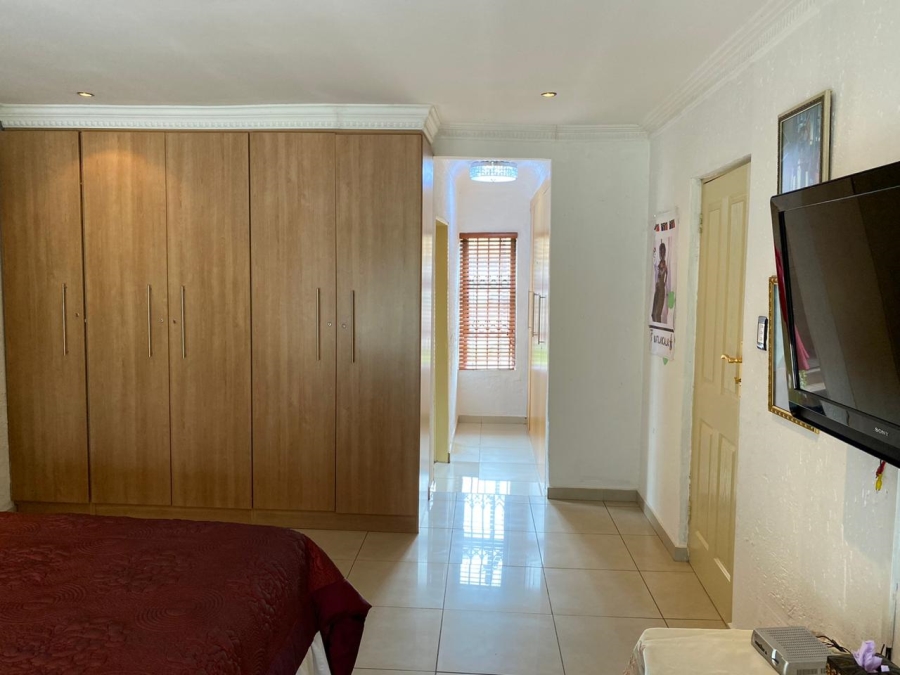To Let 3 Bedroom Property for Rent in Dalpark Gauteng