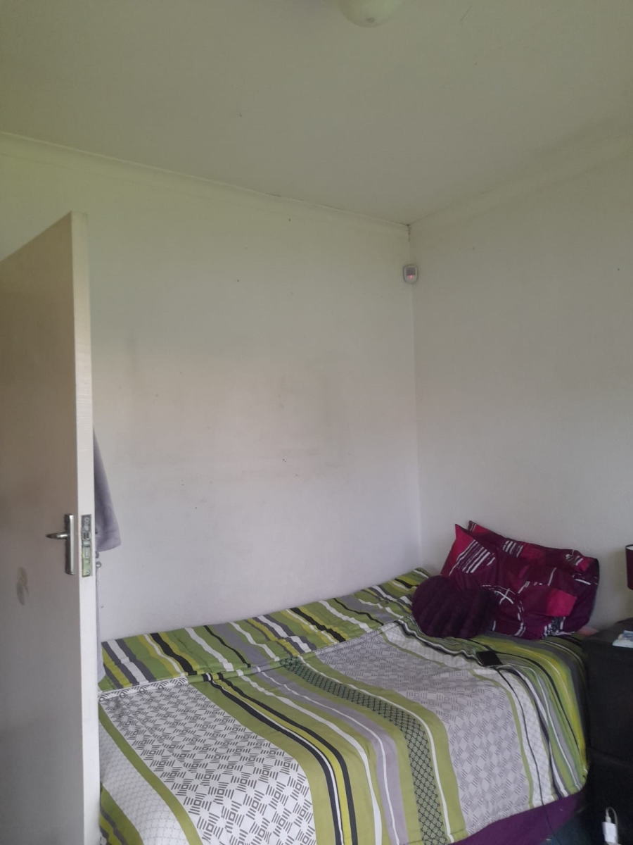 3 Bedroom Property for Sale in Klippoortjie Gauteng