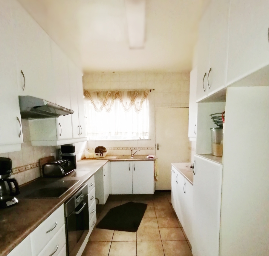 3 Bedroom Property for Sale in Denlee Gauteng