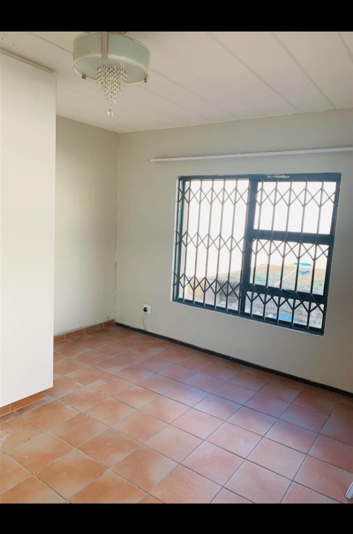 To Let 1 Bedroom Property for Rent in North Riding AH Gauteng