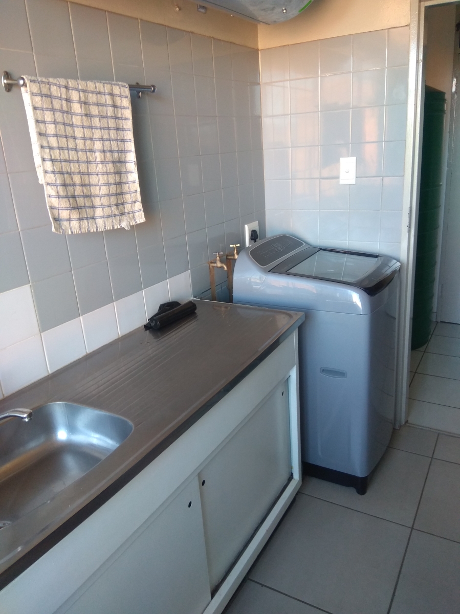 To Let 3 Bedroom Property for Rent in Pretoria Central Gauteng