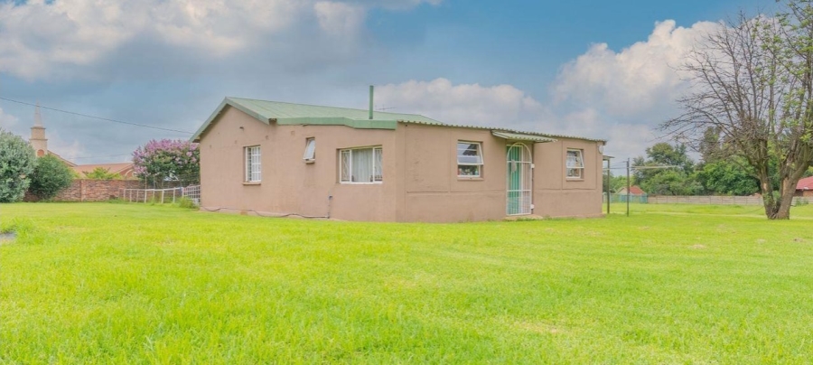 3 Bedroom Property for Sale in Van Rhyn Gauteng